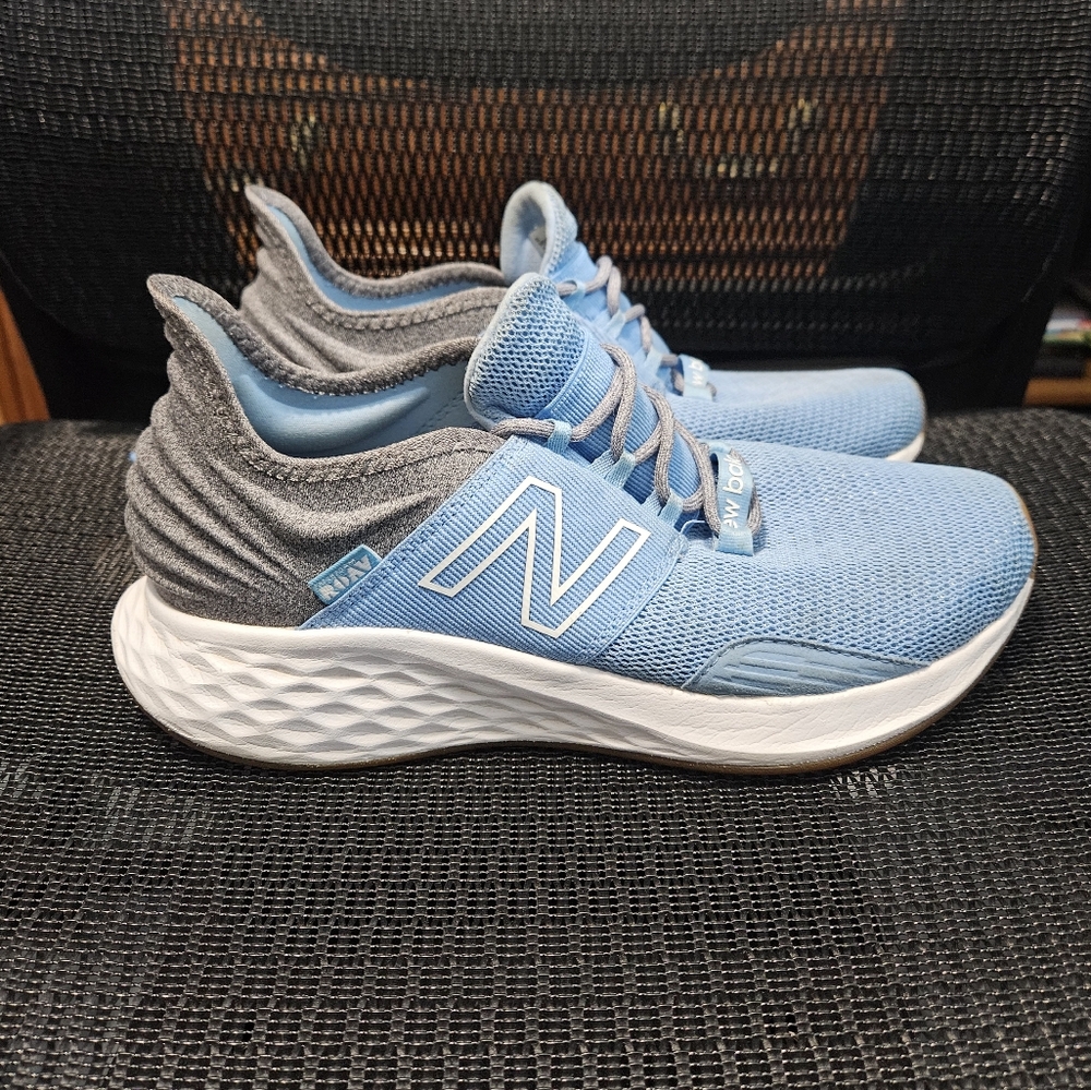 New Balance Women's Fresh Foam Roav Running Shoes size 8.5